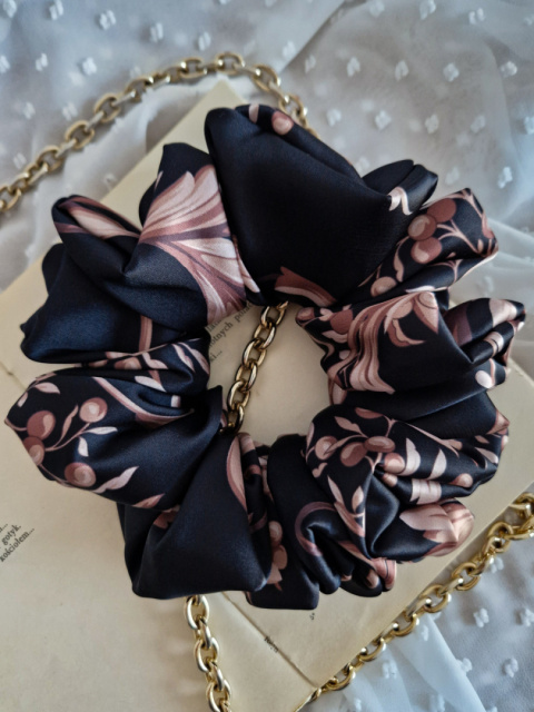 scrunchie-scrunchies-gumka scrunchie-gumka do włosów-gumki do włosów