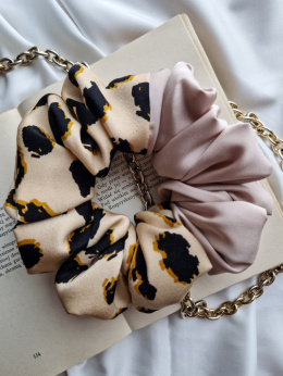 scrunchie-scrunchies-scrunchie w panterkę-scrunchie panterka-gumka beżowa